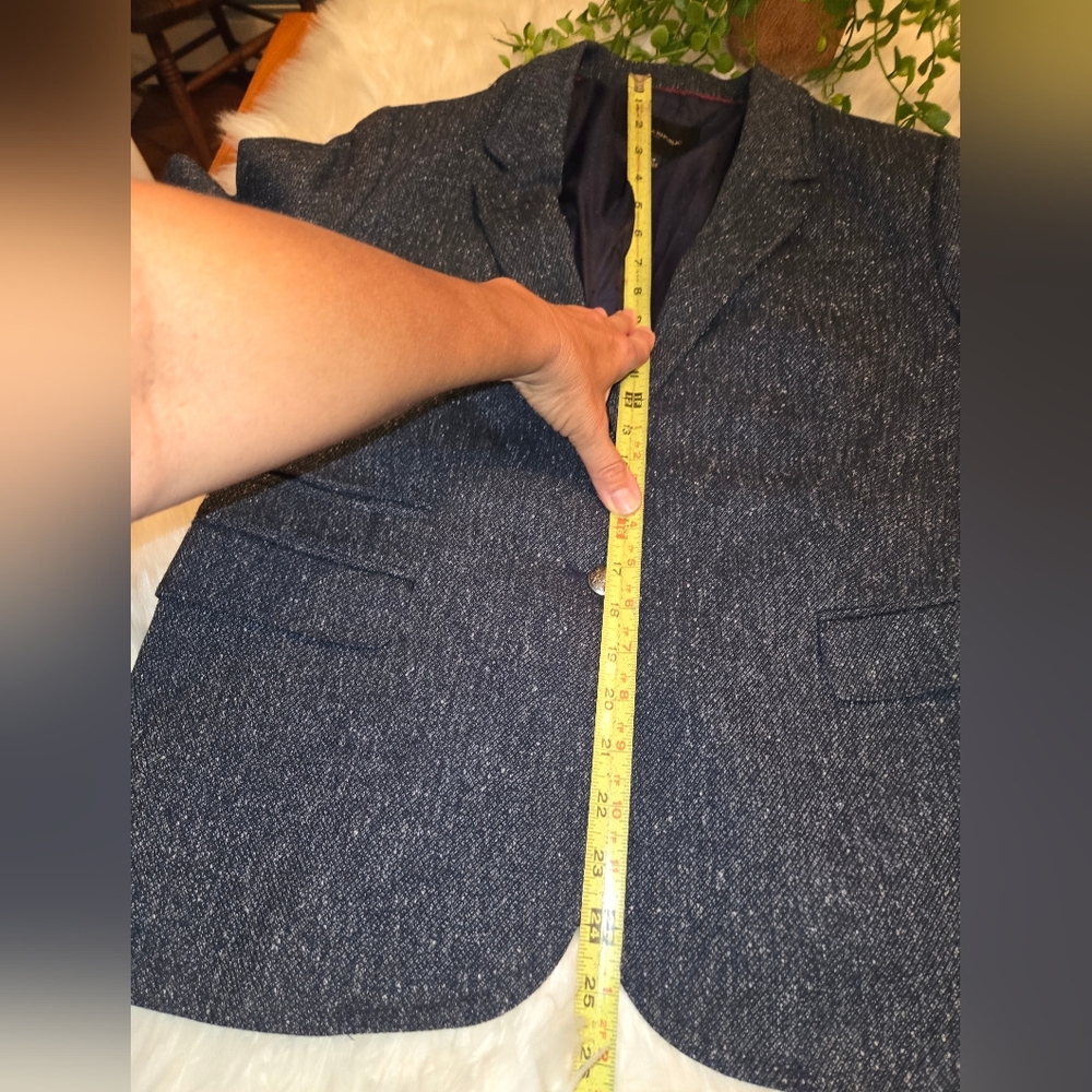 Banana Republic Dark Gray Blazer - Picture 11 of 11